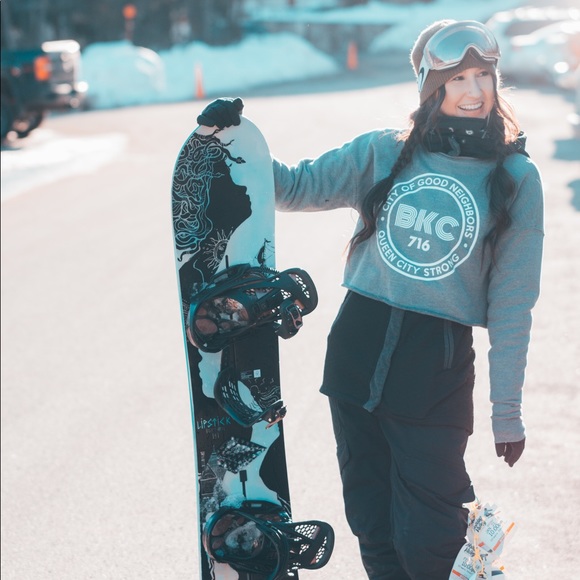 Meet your Posher! ✨ - Picture 7 of 7